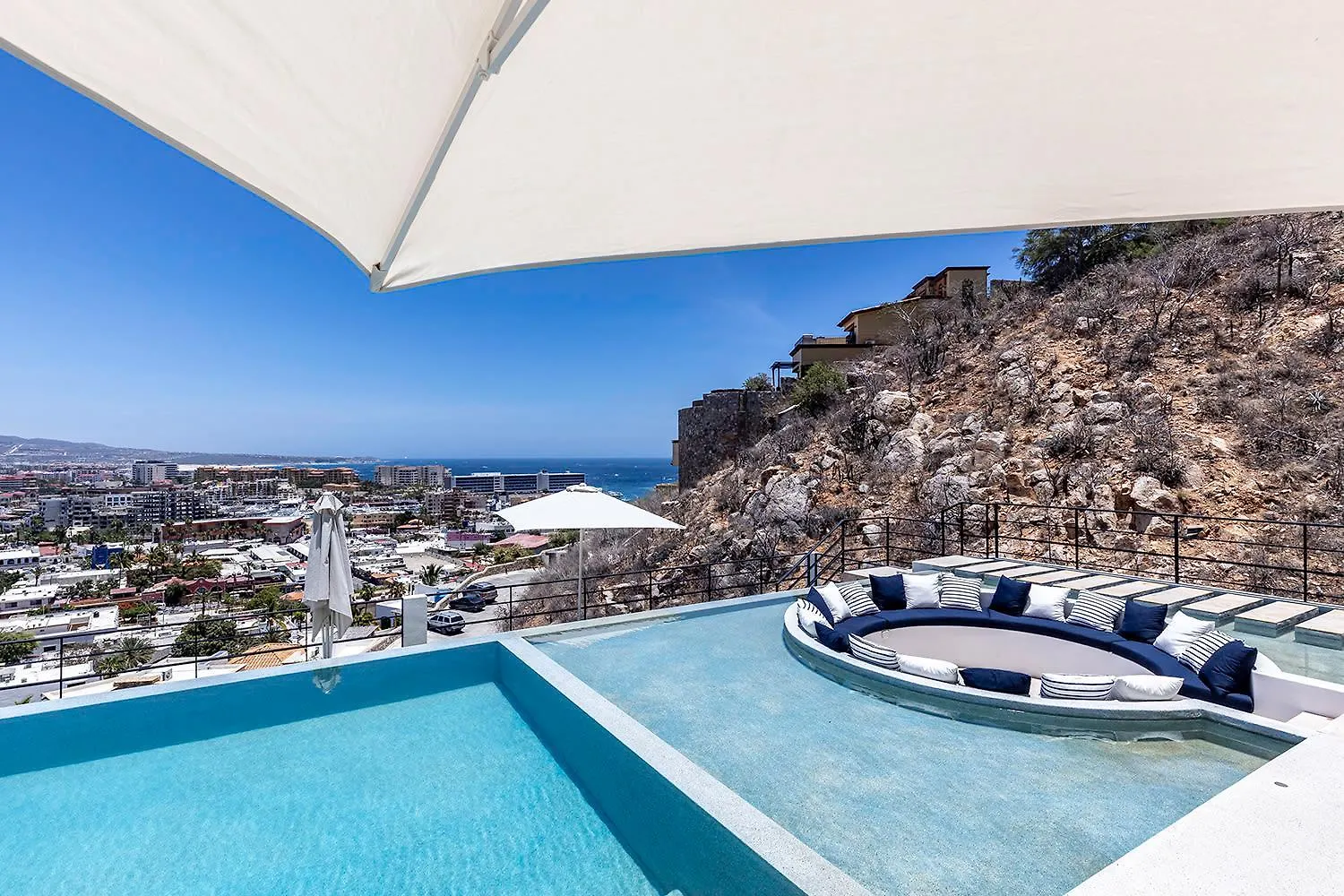 Dom wakacyjny Willa Stunning Ocean Views & Walk To Cabo Marina Cabo San Lucas